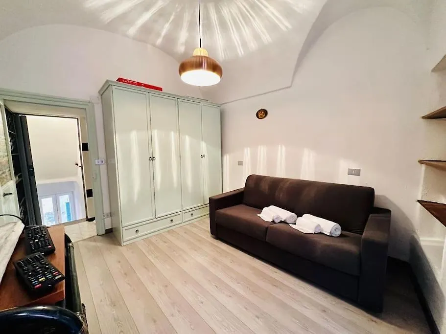 Suite Historic Centre - San Remo Apartman