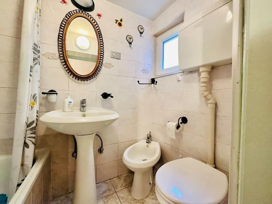 Suite Historic Centre - Sanremo Apartment